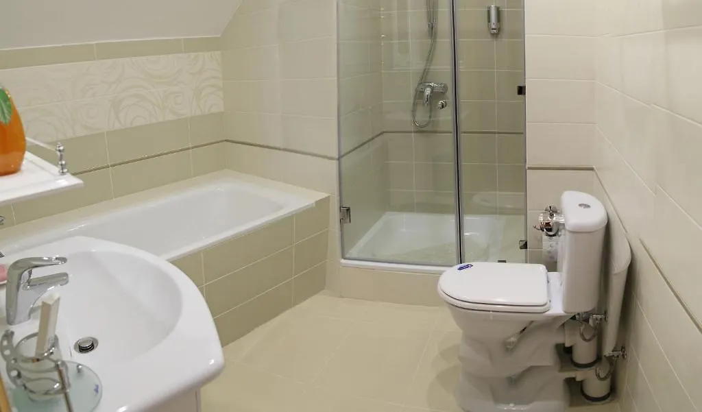 Comfort-House Hotel Minsk 0*,